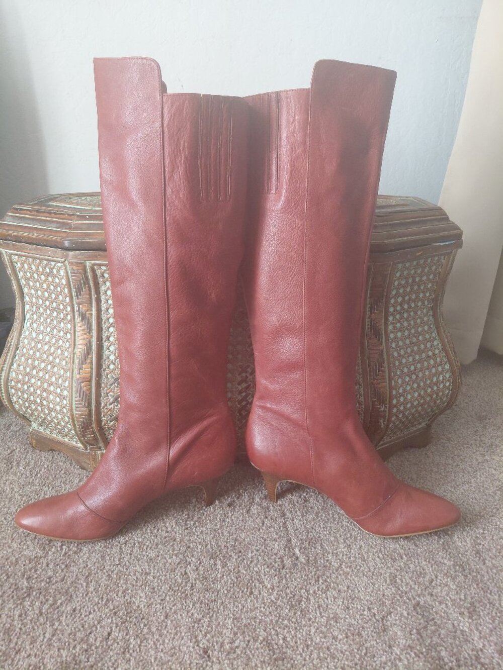 CALVIN KLEIN BOOTS, SIZE 10M,